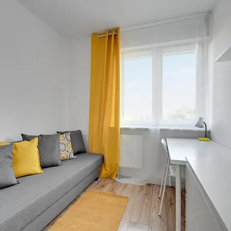 Pokoje Zaspa - Pilotow 16c Homestay *